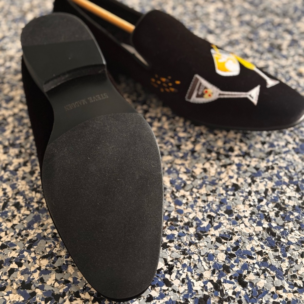 Steve Madden velvet slippers.